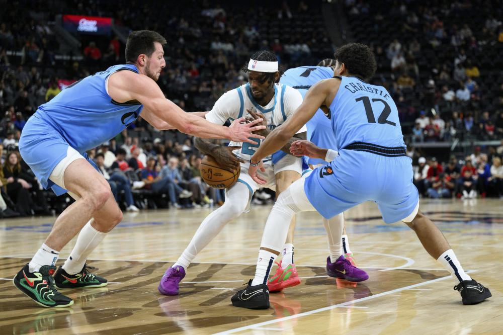 保护篮板时 保护篮板时