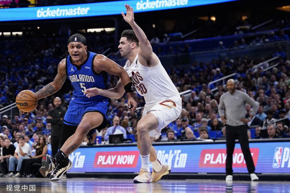 借一己之力 借一己之力